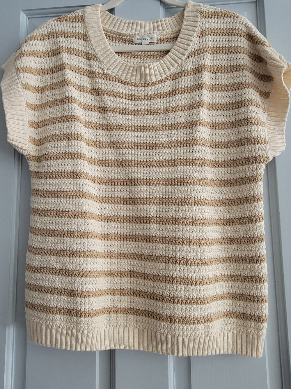 Blu Pepper Cream & Tan Striped Short-Sleeve Crewneck Sweater